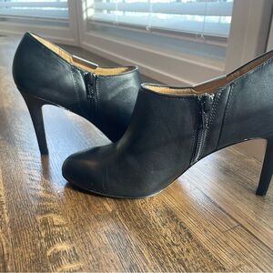 NWT Coach Black Heels/Booties with zipper - Size 7.5